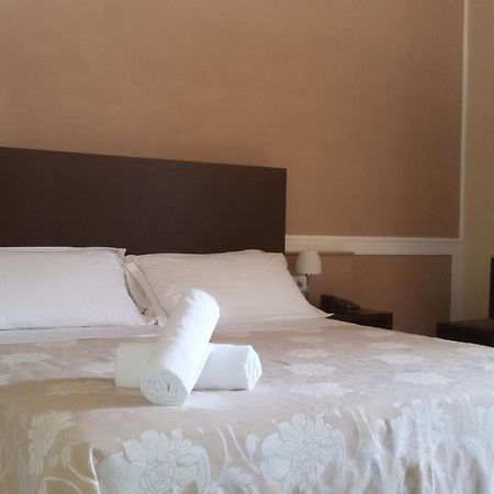 Relais Del Borgo Hotel & Spa 4 Stelle Staffolo Pokoj fotografie
