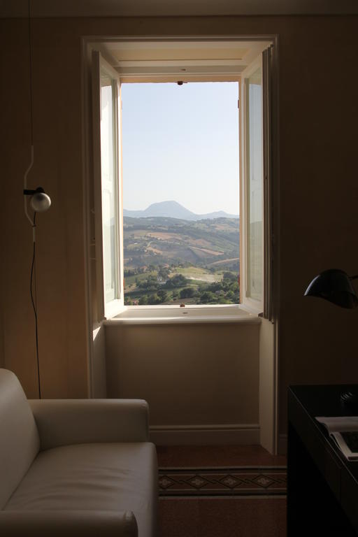 Relais Del Borgo Hotel & Spa 4 Stelle Staffolo Pokoj fotografie